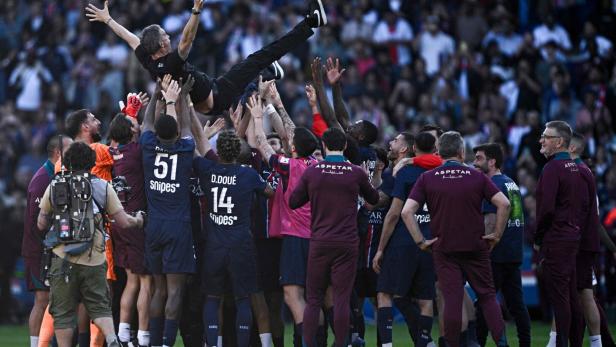 FBL-FRA-LIGUE1-PSG-ANGERS