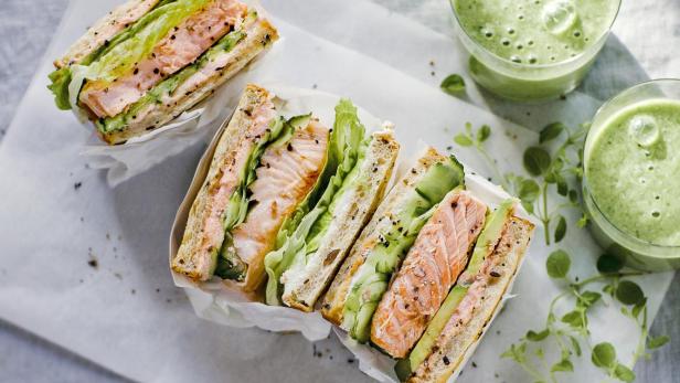 Toast-Sandwiches mit Lachs 