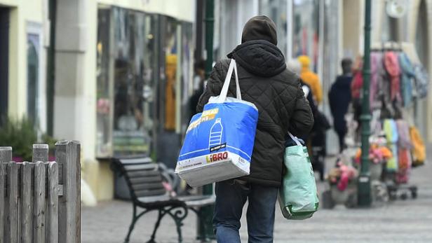 ++ THEMENBILD ++ CORONA: "BURGENLAND BEENDET LOCKDOWN UND HANDEL HAT WIEDER GEÖFFNET"