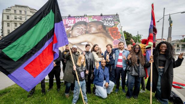 AUSTRIA-PROTEST-VANDALISM-LGBTQ
