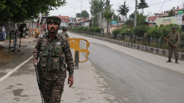 Security beefed up in Kashmir