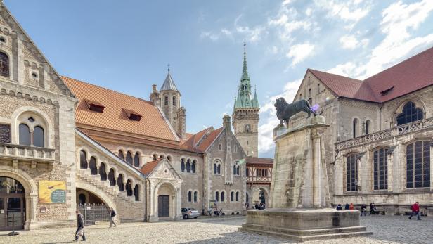 Braunschweiger Löwe am Burgplatz in Braunschweig.