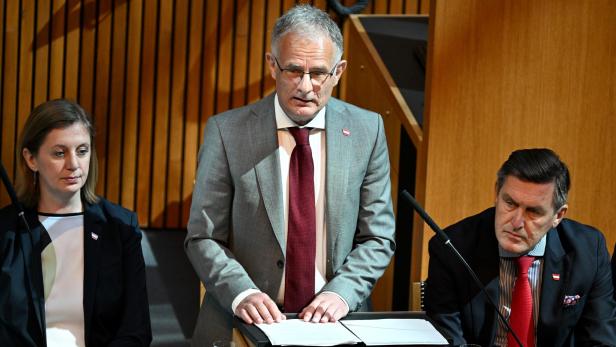 SONDERSITZUNG DES NATIONALRATES MIT BUDGETREDE: MARTERBAUER