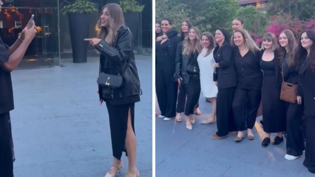 Mehrere junge Frauen stehen für eine Gruppenfoto beisammen
