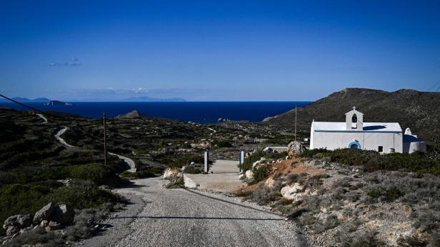 GREECE-SOCIAL-ECONOMY-DEMOGRAPHICS-TOURISM