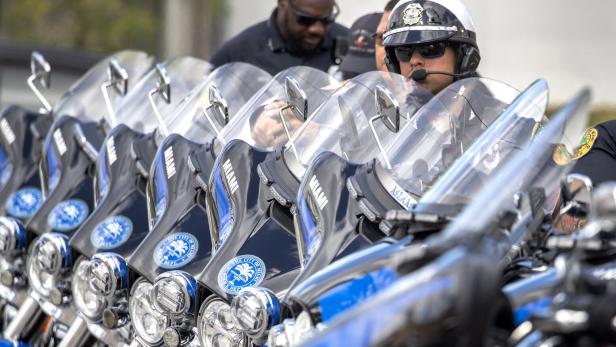 Miami Police Department unveils 'newly wrapped Miami Police Black History vehicle'
