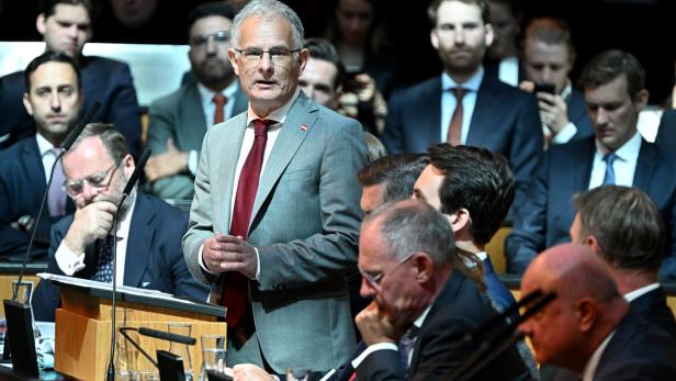 SONDERSITZUNG DES NATIONALRATES MIT BUDGETREDE: MARTERBAUER