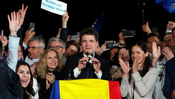 Reactions after the second round of Presidential election in Romania