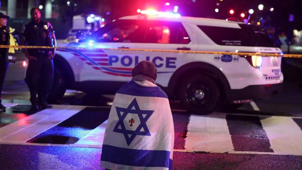 Two Israeli embassy staff shot in Washington D.C.