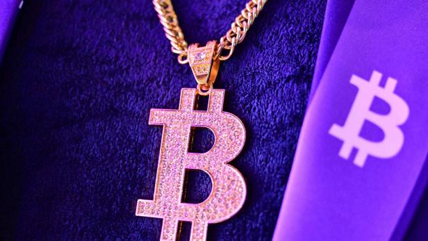 Die Kryptowährung Bitcoin setzt ihre Rekordrally fort.