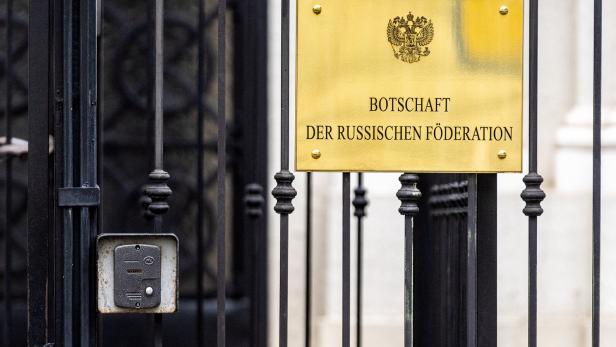 ++ THEMENBILD ++ UKRAINE: WIEN - ÖSTERREICH WEIST VIER RUSSISCHE DIPLOMATEN AUS - RUSSISCHE BOTSCHAFT ++ THEMENBILD ++ UKRAINE: WIEN - ÖSTERREICH WEIST VIER RUSSISCHE DIPLOMATEN AUS - RUSSISCHE BOTSCHAFT