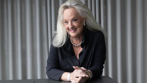 Linda Watson Linda Watson