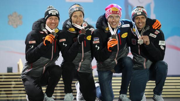 ++ ARCHIVBILD ++ NORDISCHE SKI WM 2019 IN SEEFELD: NORDISCHE KOMBINATION / TEAM 4 X 5 KM / SIEGEREHRUNG: TEAM ÖSTERREICH ++ ARCHIVBILD ++ NORDISCHE SKI WM 2019 IN SEEFELD: NORDISCHE KOMBINATION / TEAM 4 X 5 KM / SIEGEREHRUNG: TEAM ÖSTERREICH