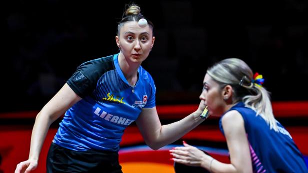 Tischtennisspielerinnen bei den ITTF World Table Tennis Championships Finals 2025.