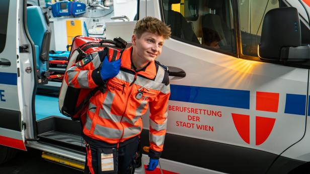 Lebensretter, Zivildienst, Berufsrettung Wien