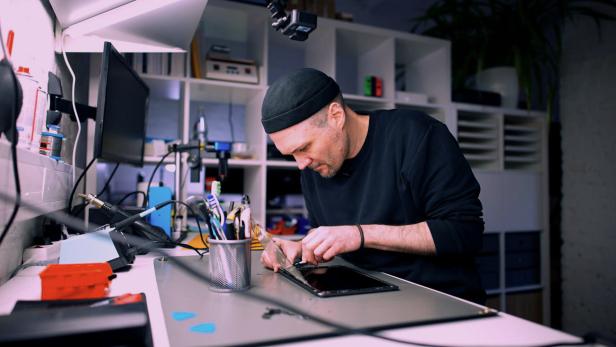 makro: Tablet, Toaster & Co. - Reparatur statt Tonne makro: Tablet, Toaster & Co. - Reparatur statt Tonne