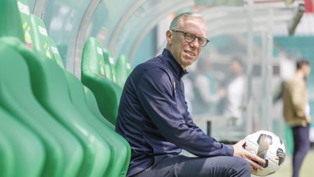 PK SK Rapid Wien: Vorstellung des neuen Cheftrainers Peter Stöger
