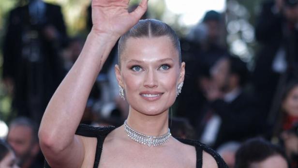 Toni Garrn