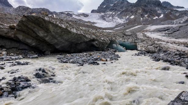++ THEMENBILD ++ KLIMAWANDEL LÄSST ÖSTERREICHS GLETSCHER SCHWINDEN: JAMTALGLETSCHER ++ THEMENBILD ++ KLIMAWANDEL LÄSST ÖSTERREICHS GLETSCHER SCHWINDEN: JAMTALGLETSCHER