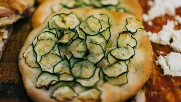 Zucchini in Österreich auf Platz 1 der meistgesuchten Pizzabeläge.