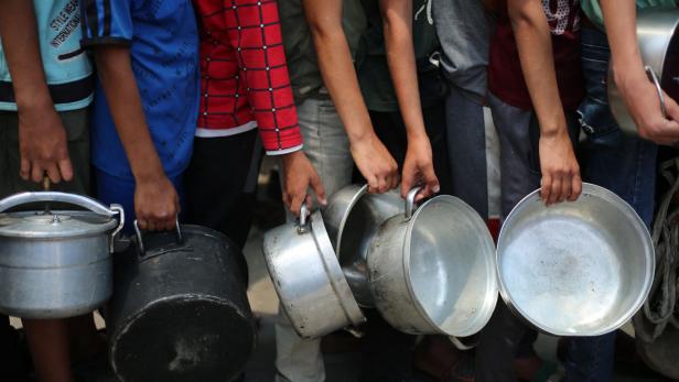 PALESTINIAN-ISRAEL-CONFLICT-AID
