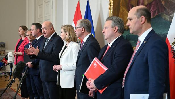 ARBEITSGESPRÄCH BUNDESREGIERUNG ZUM GESAMTSTAATLICHEN BUDGET: EIBINGER-MIEDL / MARTERBAUER / BABLER / STOCKER / MEINL-REISINGER / HASLAUER / LUDWIG / PRESSL