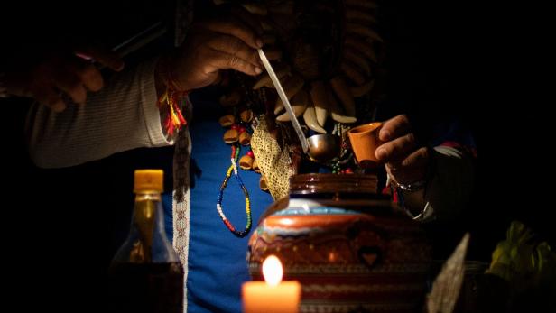 TOPSHOT-COLOMBIA-MEXICO-INDIGENOUS-SHAMAN-AYAHUASCA-DRUG TRAFFIC TOPSHOT-COLOMBIA-MEXICO-INDIGENOUS-SHAMAN-AYAHUASCA-DRUG TRAFFIC