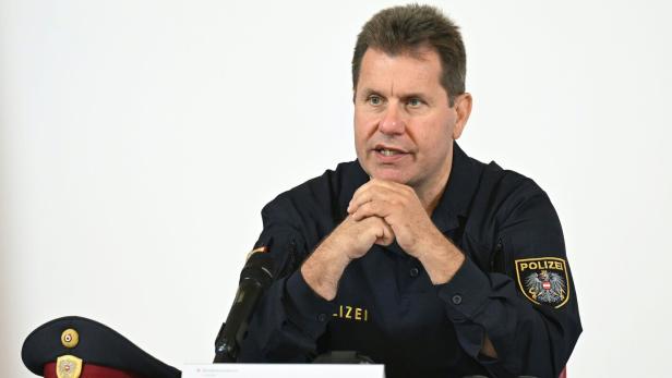 AMOKLAUF IN GRAZ: PG INNENMINISTERIUM "VORBEREITUNGEN UND POLIZEILICHES EINSCHREITEN BEI AMOKLAGEN": TAKACS