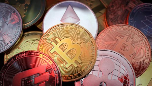 FILE PHOTO: Illustration picture of cryptocurrencies