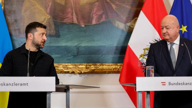 Ukrainian President Volodymyr Zelenskiy visits Vienna