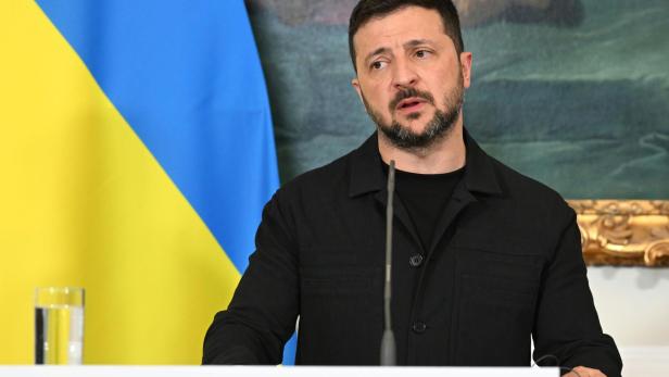 UKRAINISCHER PRÄSIDENT SELENSKYJ IN ÖSTERREICH: SELENSKYJ Selenskij in Wien: "Ukrainer wollen keine russischen Untertanen sein"
