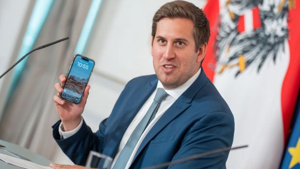 MINISTERRAT - PRESSEFOYER: PRÖLL