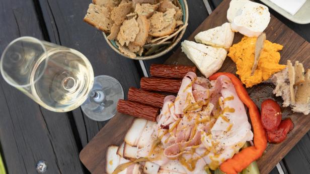 Heurigenguide: Wo Wein und Bratl am besten schmecken