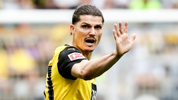 Bundesliga - Borussia Dortmund vs Holstein Kiel Bundesliga - Borussia Dortmund vs Holstein Kiel
