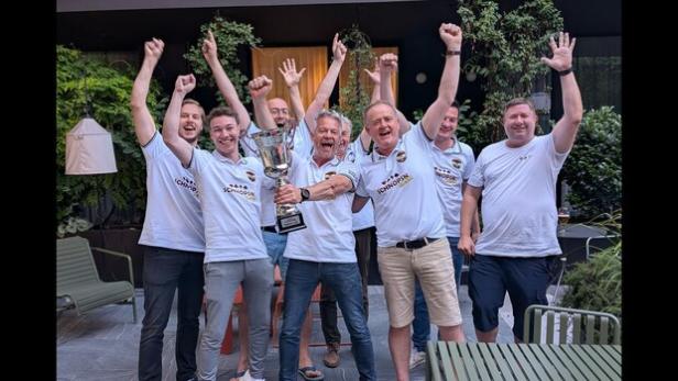Österreich dominiert erstes Schnapsen-Länderspiel gegen Ungarn und gewinnt mit 22:14