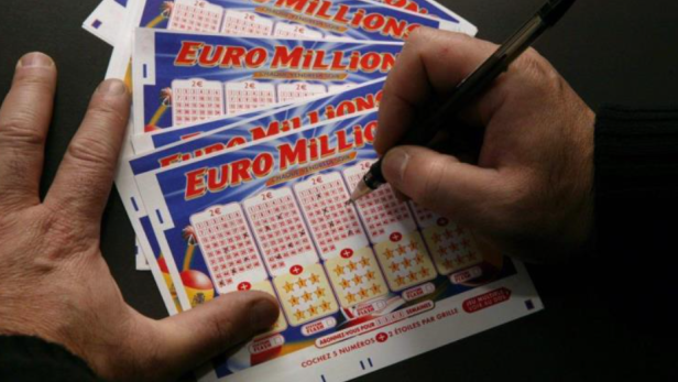 Euromillionen Ziehung: Lotto-Gewinner kommt aus Irland.