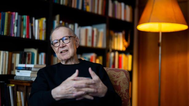 INTERVIEW: MARTIN POLLACK