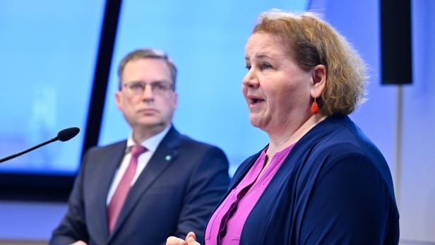 PK SOZIALMINISTERIUM "PFLEGE IST SCHWERARBEIT": WÖGINGER/SCHUMANN