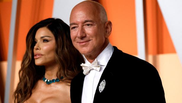 Jeff Bezos und seine Verlobte Lauren Sánchez