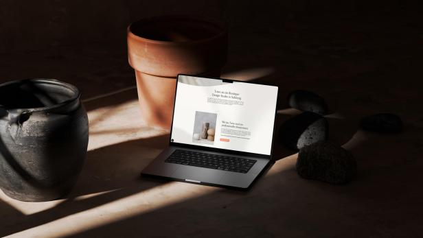 Ein Laptop mit einer Webseite