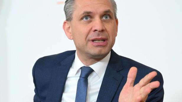 MINISTERRAT: HATTMANNSDORFER