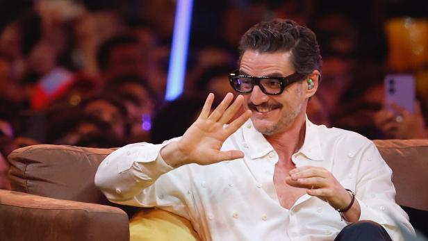 Pedro Pascal Pedro Pascal
