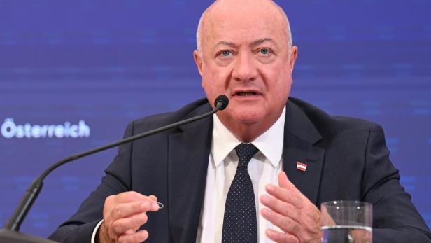 MINISTERRAT: STOCKER