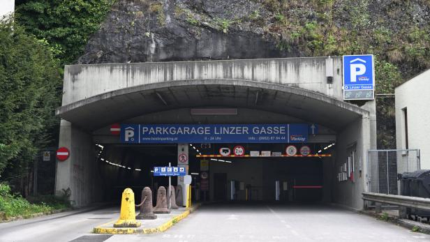 ++ THEMENBILD ++ PORSCHE-TUNNEL / PORSCHE / PARKGARAGE / AUTOTUNNEL / BAUVORHABEN / KAPUZINERBERG / VILLA