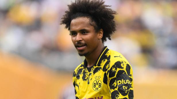FOC-SOC-SPO-FLUMINENSE-FC-V-BORUSSIA-DORTMUND:-GROUP-F-FIFA-CL