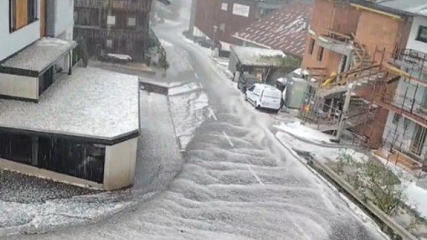 In Kitzbühel kam es vor allem zu Hagel und Überflutungen. In Kitzbühel kam es vor allem zu Hagel und Überflutungen.