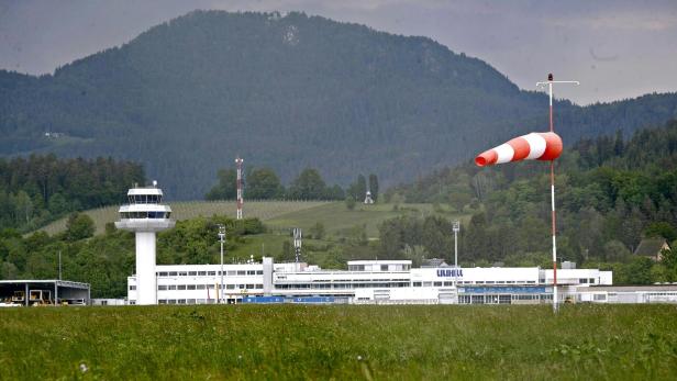 ++ THEMENBILD ++ FLUGHAFEN KLAGENFURT
