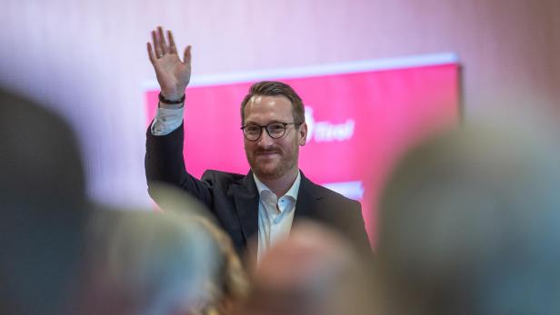 ORDENTLICHER PARTEITAG DER SPÖ TIROL: WOHLGEMUTH Folgt auf Dornauer: Wohlgemuth zum neuen Tiroler SPÖ-Chef gewählt