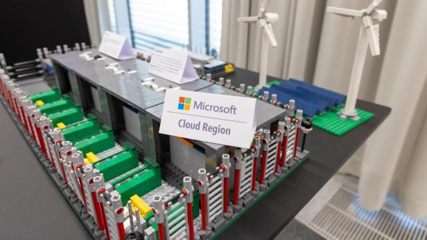 Eines der neuen Microsoft-Rechenzentren in Österreich als Lego-Modell. 