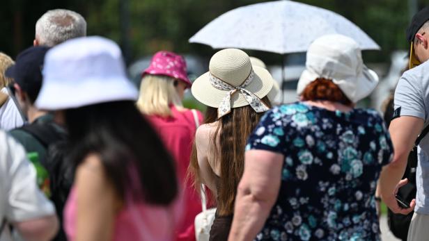 ++ THEMENBILD ++ SOMMER / WETTER / KLIMA / HITZE